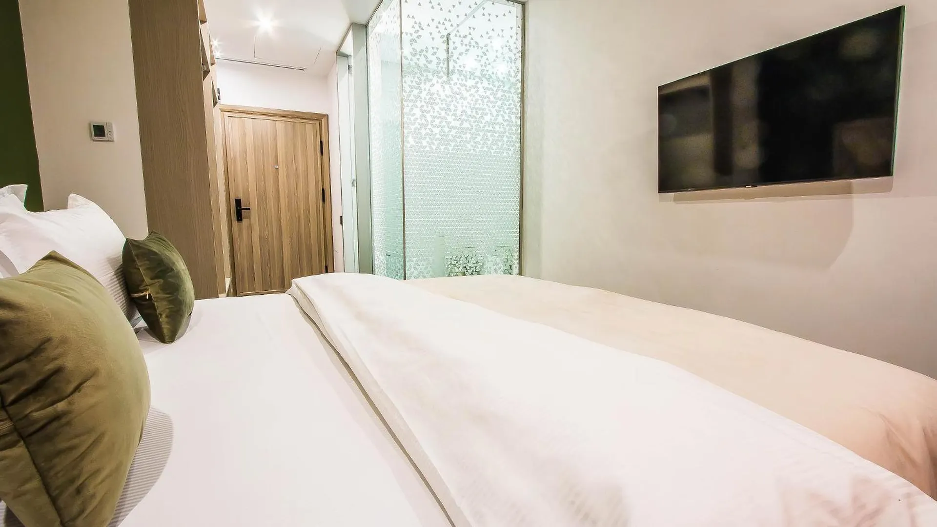 **** Hotel Central Carol Aparthotel 2 Bucharest Romania