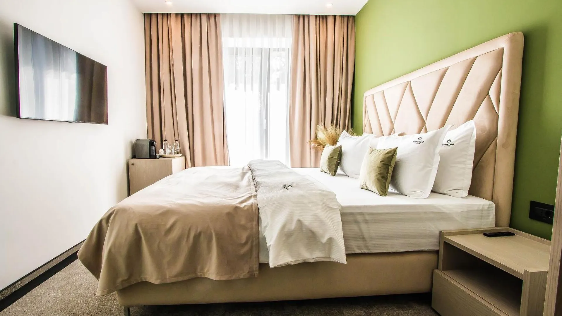 **** Hotel Central Carol Aparthotel 2 Bucharest Romania