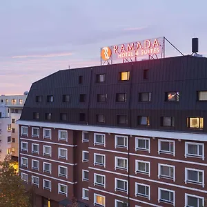 Отель Ramada & By Wyndham North