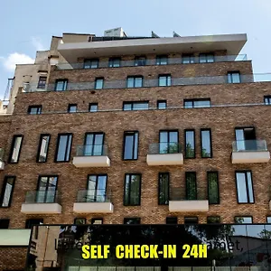 Aparthotel Cm111apparthotel, Bucharest